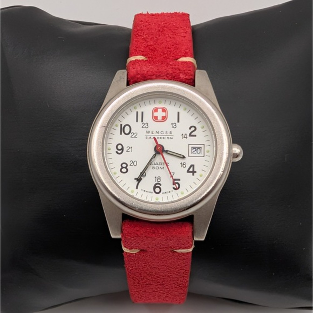 Wenger SAK Design Swiss Army Watch 0600 Quartz Date White‎ Dial Red Strap 29mm
